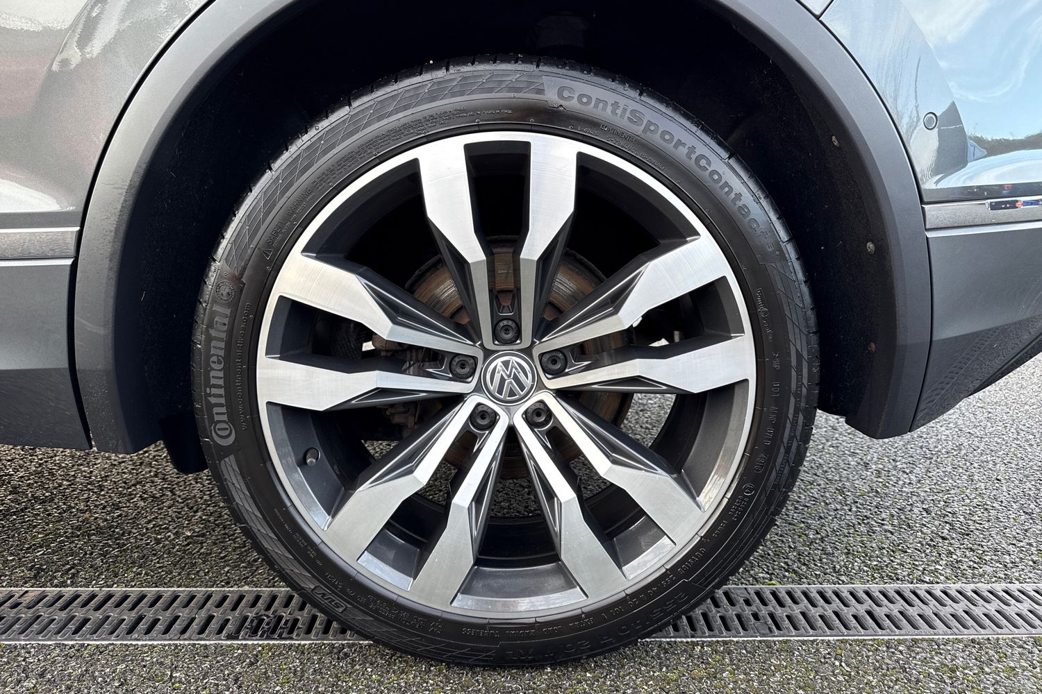 Used Volkswagen Tiguan 2019 for sale - 76884198: Photo 12