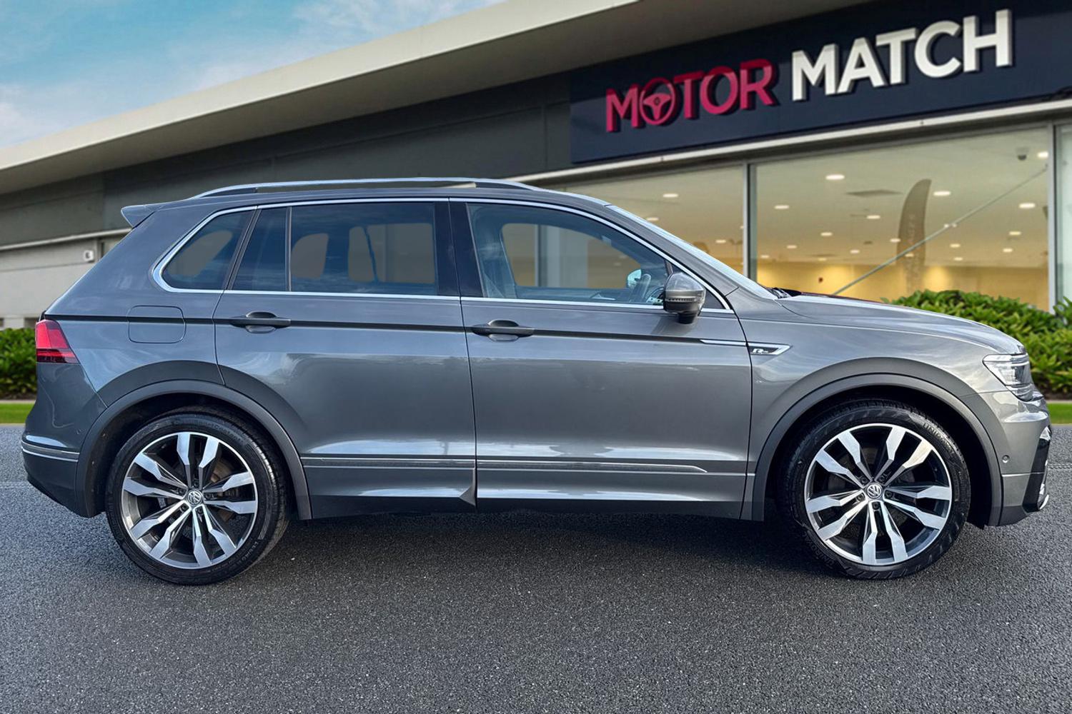 Used Volkswagen Tiguan 2019 for sale - 76884198: Photo 3