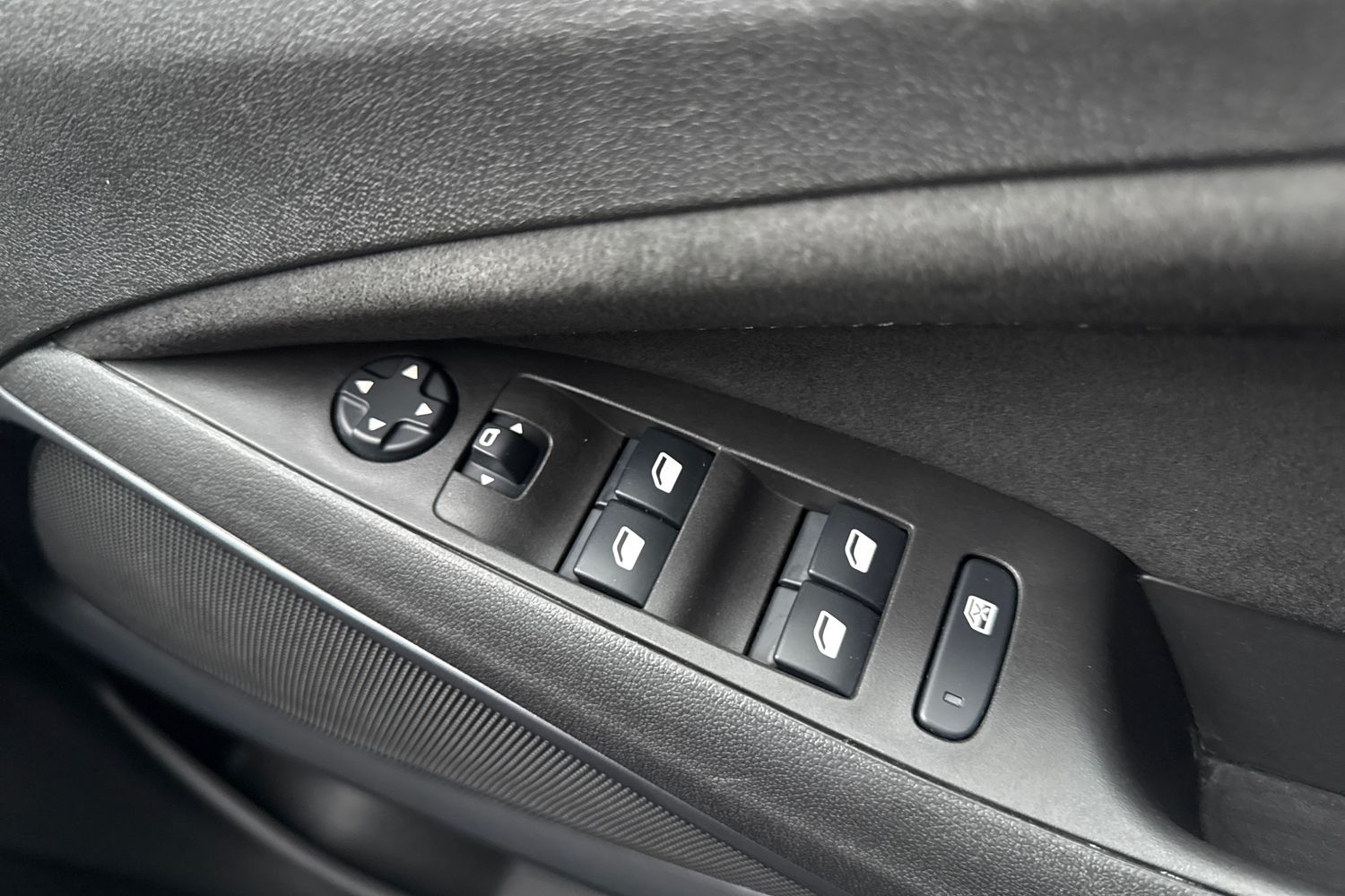 Used Vauxhall Crossland 2021 for sale - 77378645: Photo 39