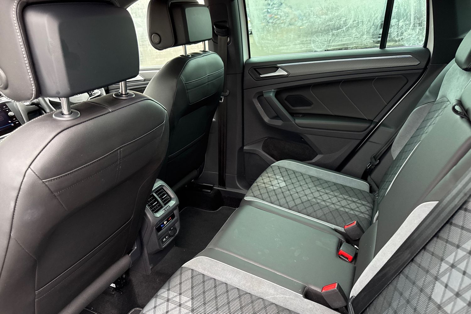 Used Volkswagen Tiguan 2022 for sale - 78001858: Photo 35