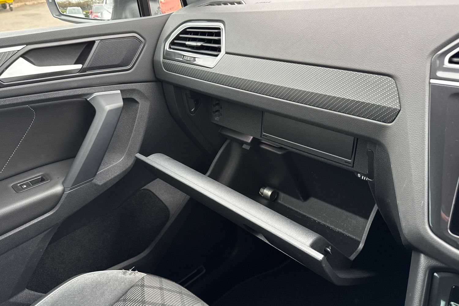 Used Volkswagen Tiguan 2022 for sale - 78001858: Photo 60