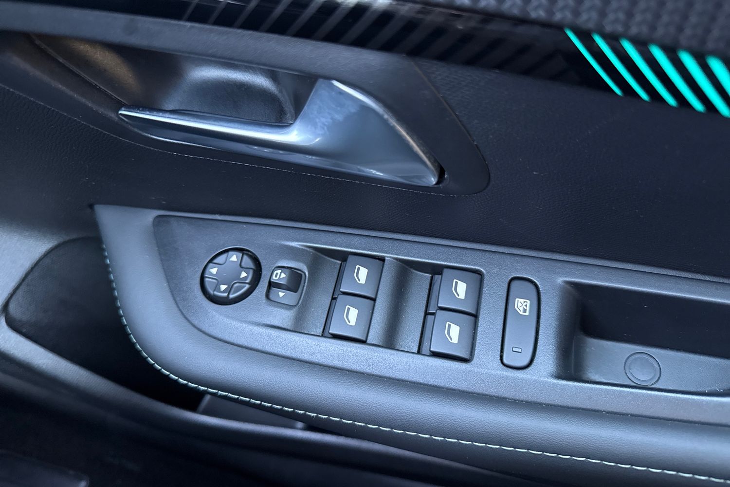 Used Peugeot 208 2022 for sale - 76649193: Photo 39