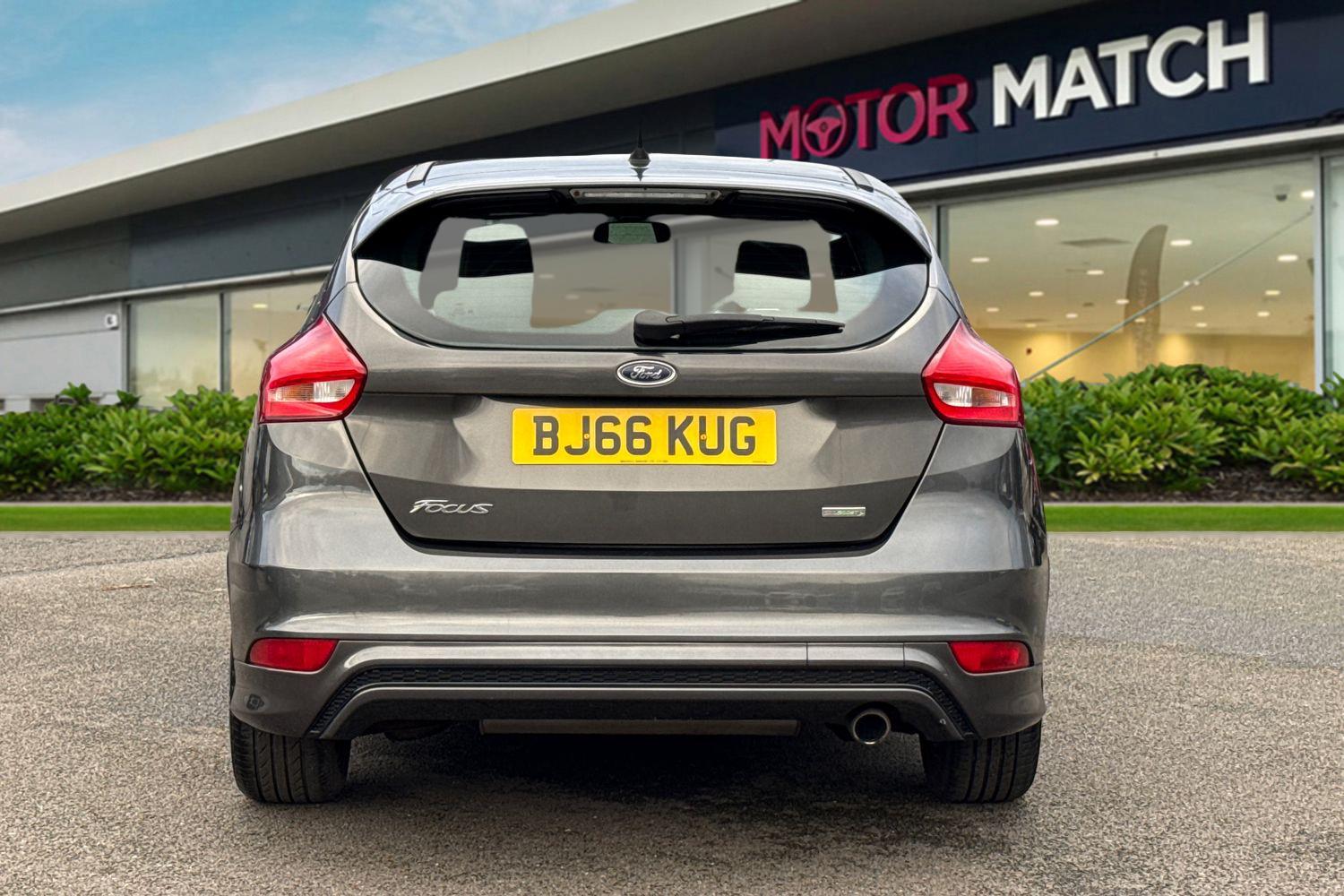 Used Ford Focus 2016 for sale - 77270455: Photo 4