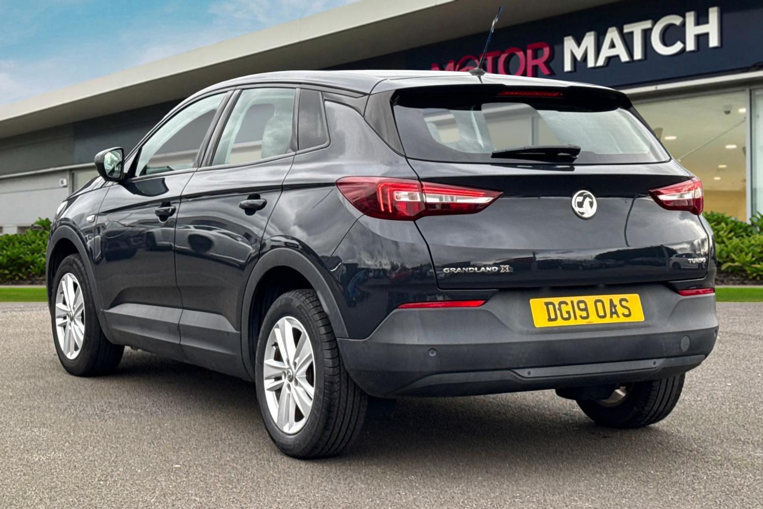 Used Vauxhall Grandland X 2019 for sale - 77649413: Photo 2