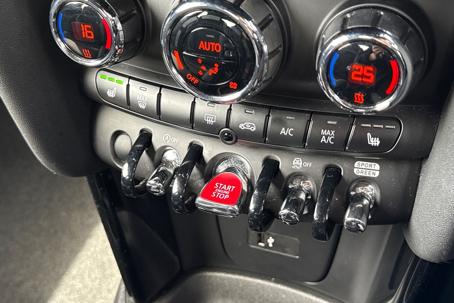 Used MINI Hatch 2022 for sale - 78209659: Photo 48