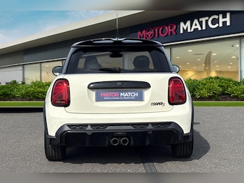 Used MINI Hatch 2022 for sale - 78209659: Photo