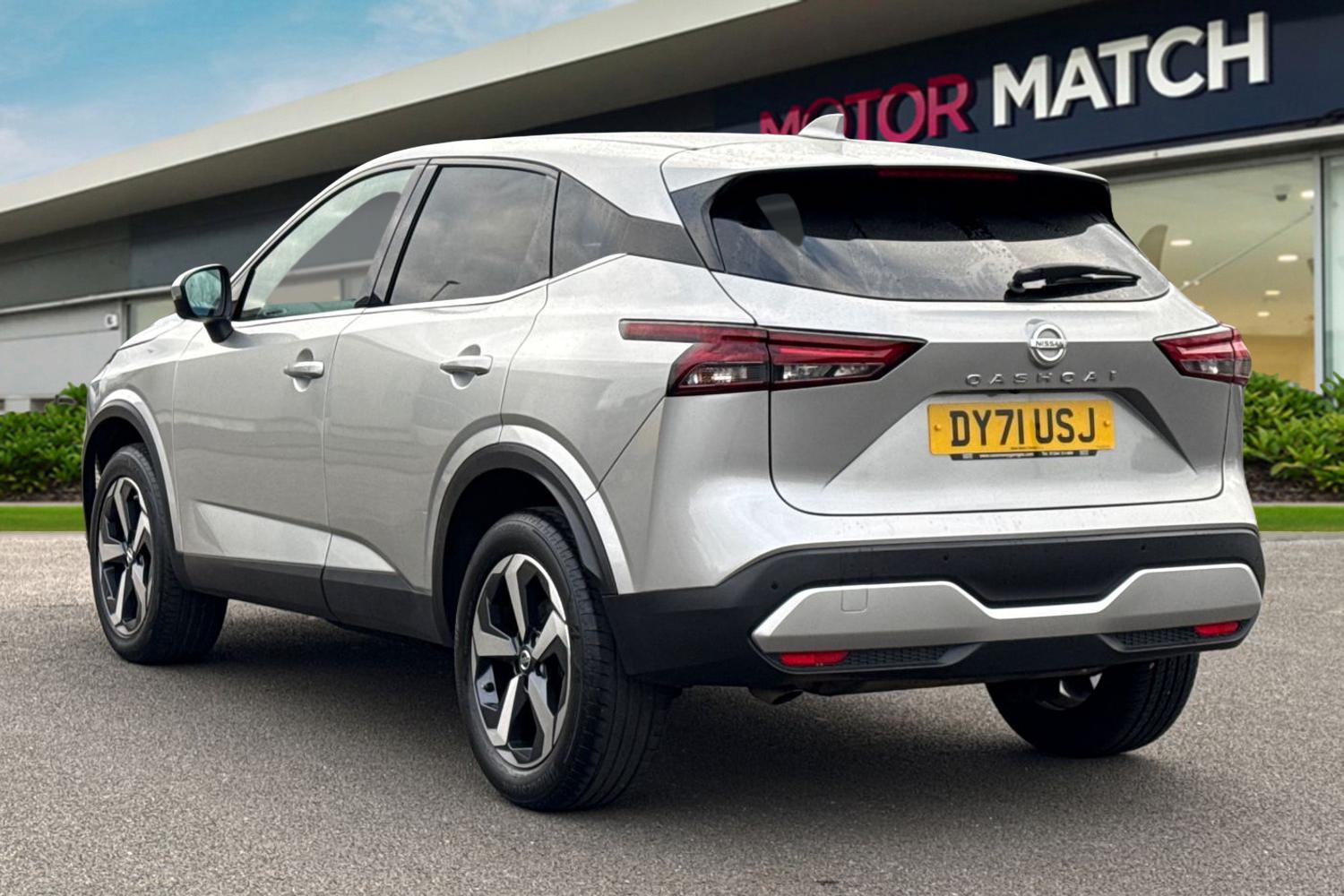 Used Nissan Qashqai 2021 for sale - 77080050: Photo 2