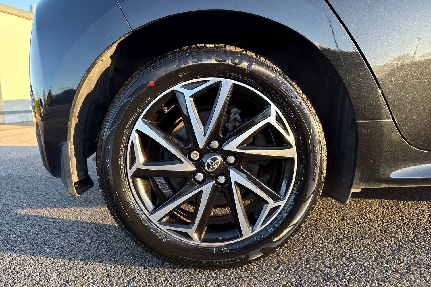 Used Toyota Yaris 2022 for sale - 76636934: Photo 11