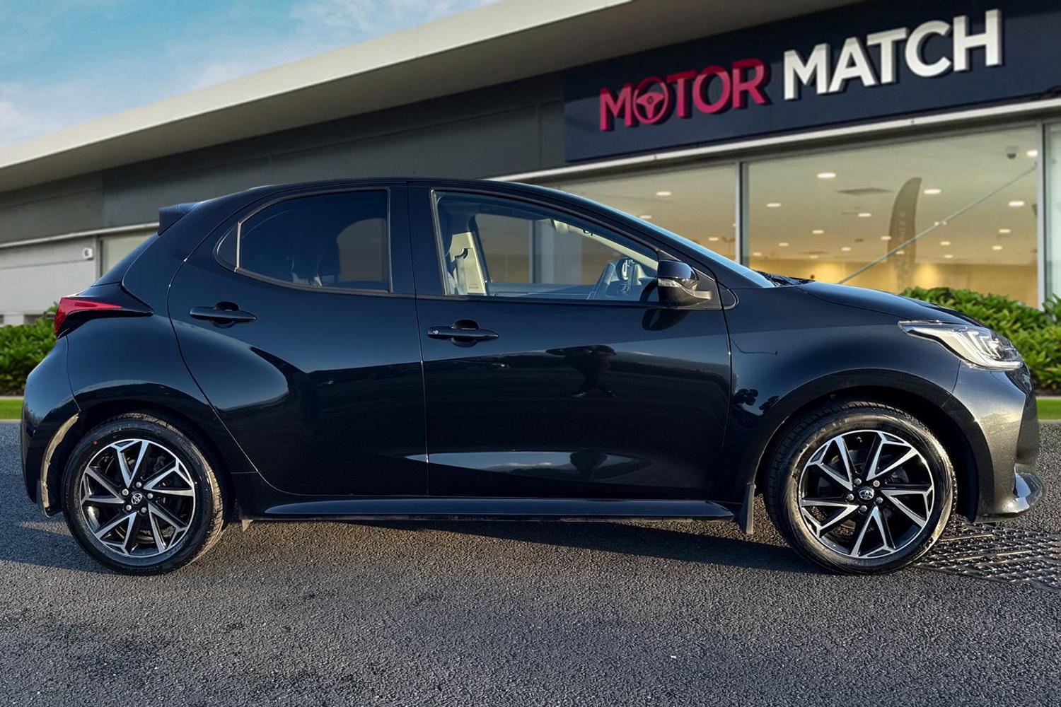 Used Toyota Yaris 2022 for sale - 76636934: Photo 3