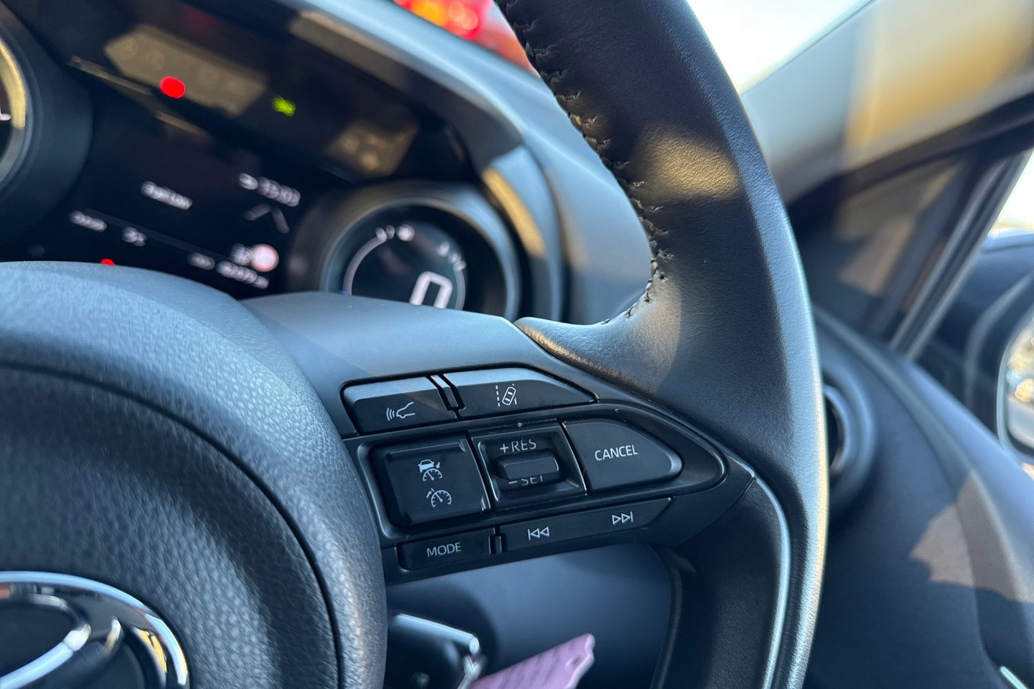 Used Toyota Yaris 2022 for sale - 76636934: Photo 37