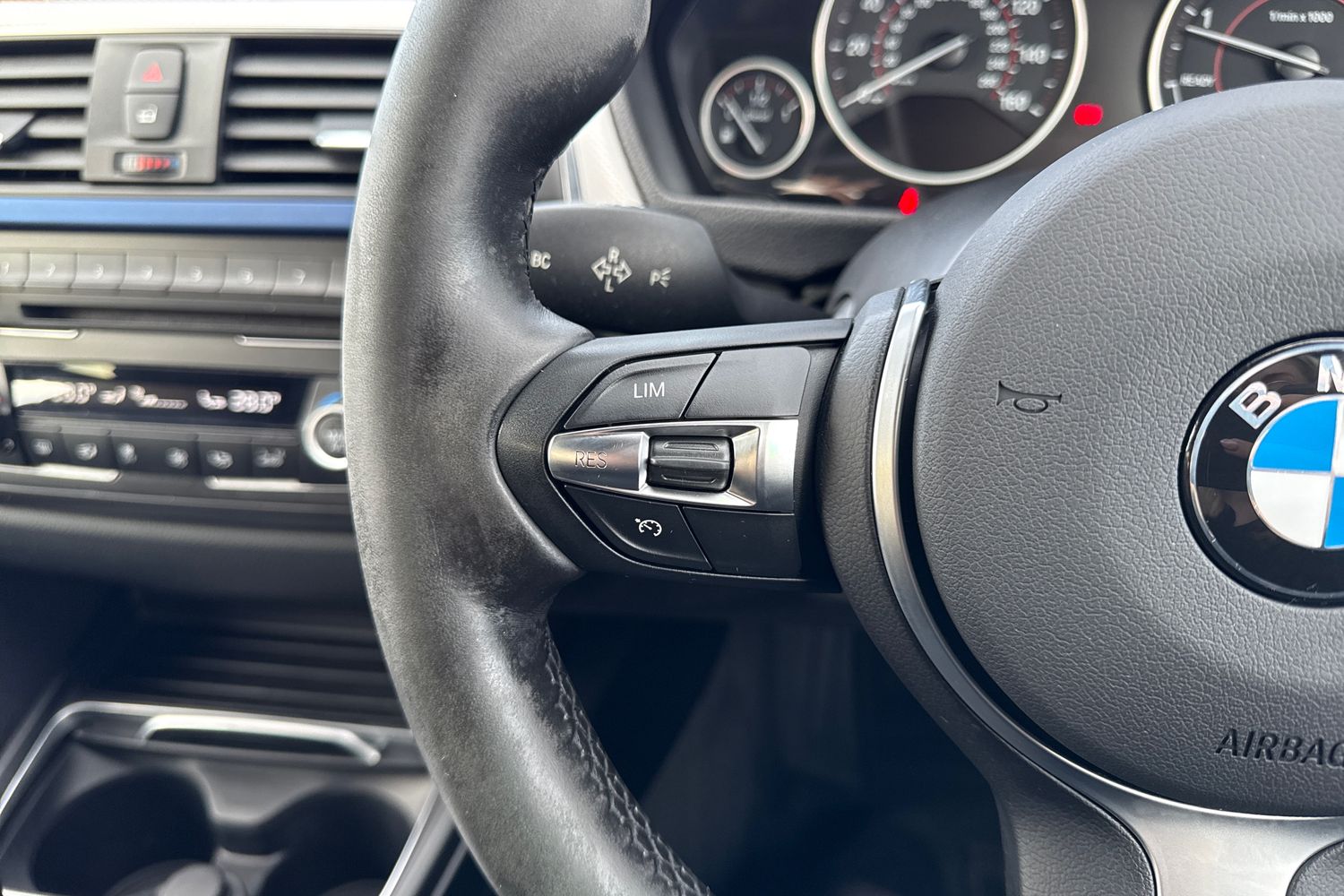 Used BMW 3 Series 2016 for sale - 76863236: Photo 39