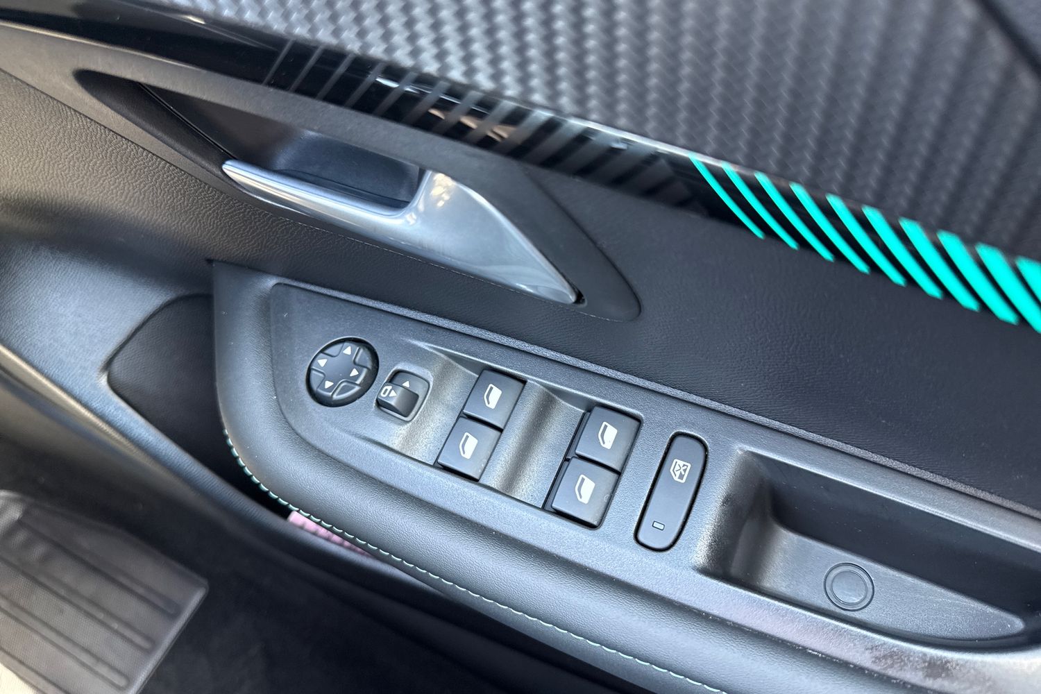 Used Peugeot 208 2021 for sale - 78168540: Photo 42