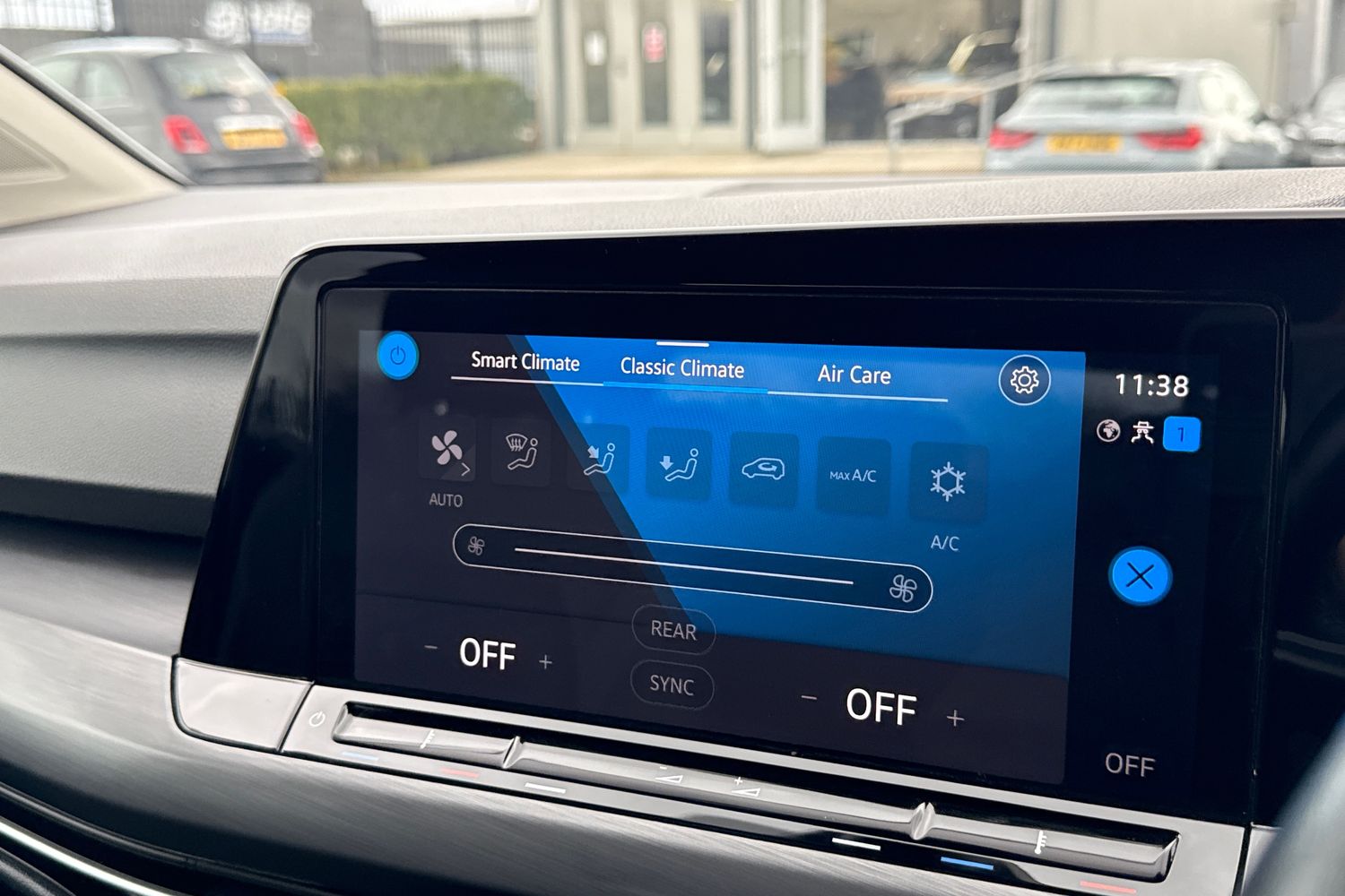 Used Volkswagen Golf 2023 for sale - 77904541: Photo 19