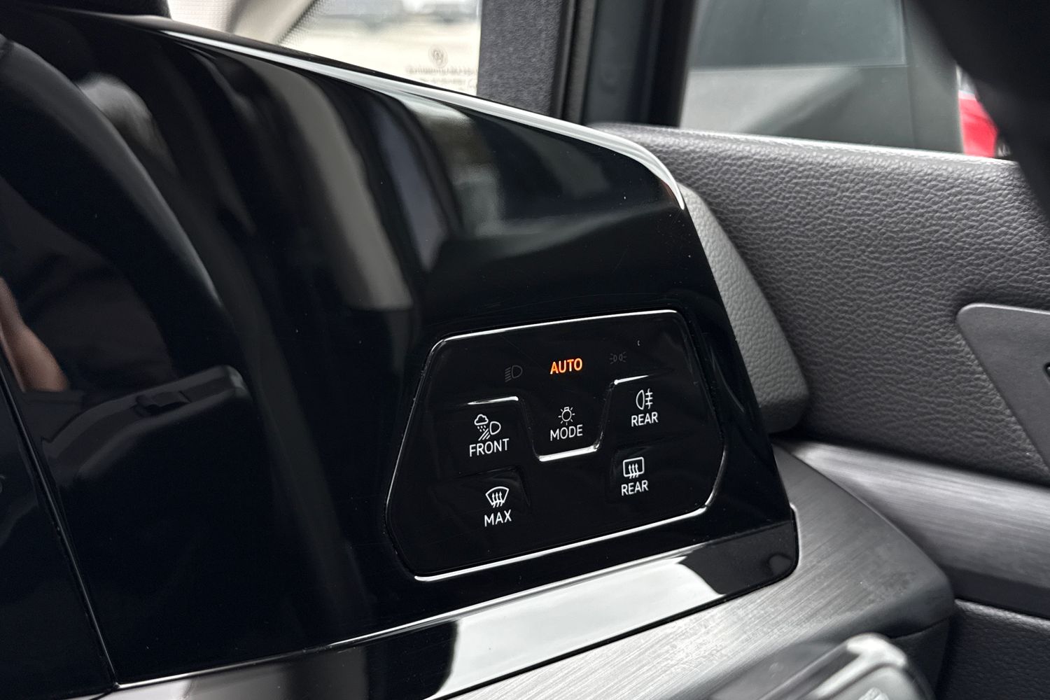 Used Volkswagen Golf 2023 for sale - 77904541: Photo 41