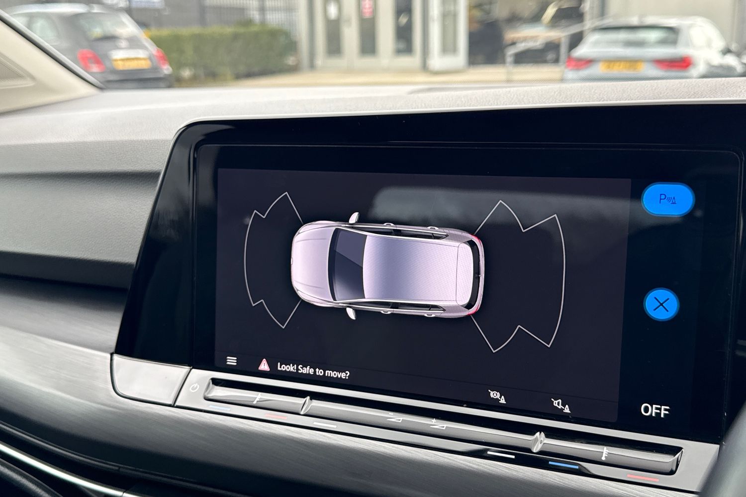 Used Volkswagen Golf 2023 for sale - 77904541: Photo 50