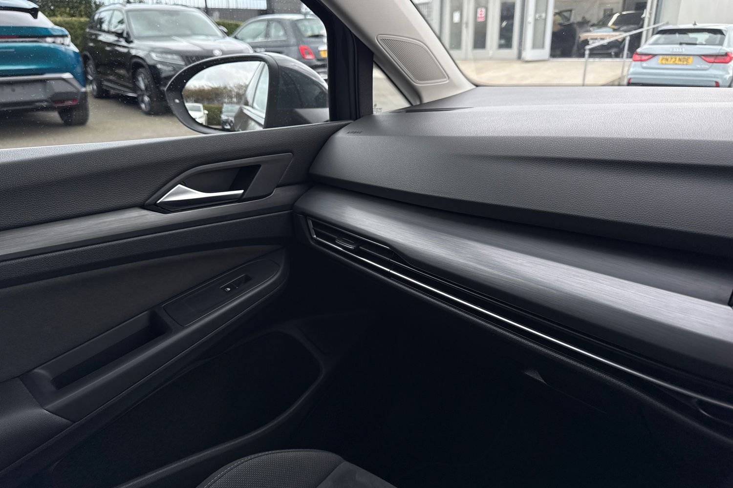 Used Volkswagen Golf 2023 for sale - 77904541: Photo 60