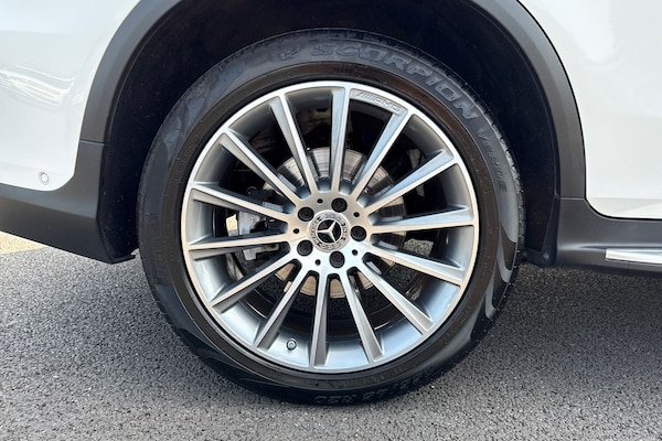 Used Mercedes-Benz GLC 2020 for sale - 75598192: Photo 11