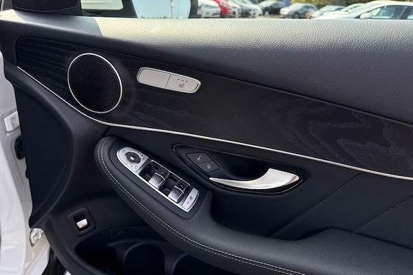 Used Mercedes-Benz GLC 2020 for sale - 75598192: Photo 21