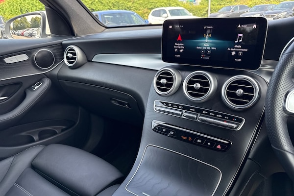Used Mercedes-Benz GLC 2020 for sale - 75598192: Photo 46