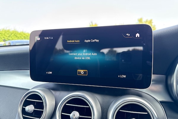 Used Mercedes-Benz GLC 2020 for sale - 75598192: Photo 53