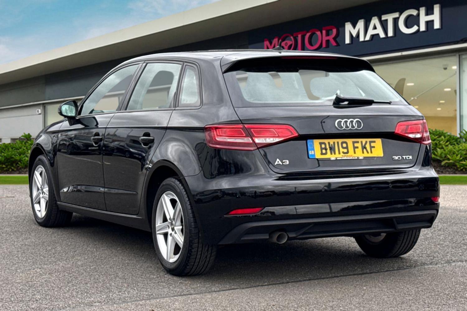 Used Audi A3 2019 for sale - 77829385: Photo 2