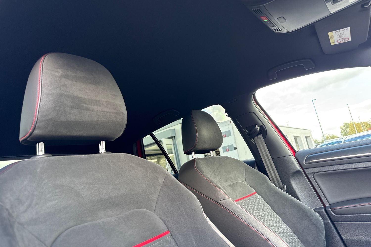 Used Volkswagen Golf 2019 for sale - 76746279: Photo 21