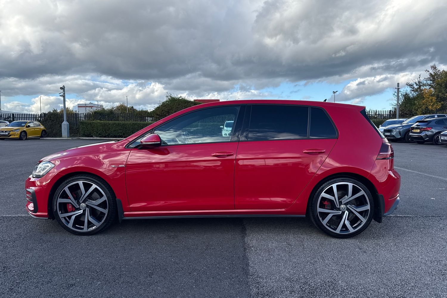 Used Volkswagen Golf 2019 for sale - 76746279: Photo 31