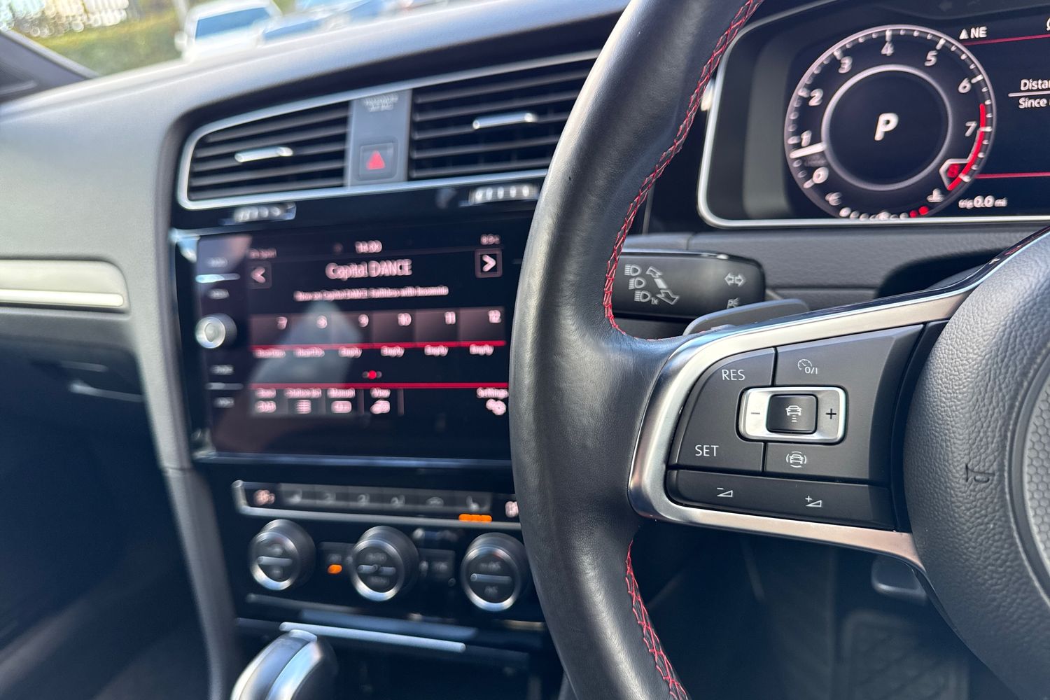 Used Volkswagen Golf 2019 for sale - 76746279: Photo 38