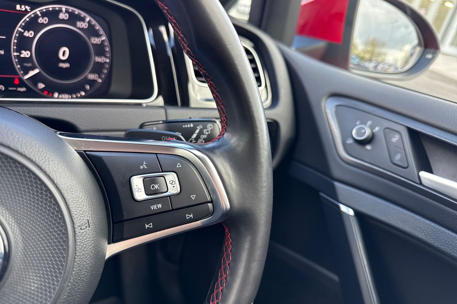 Used Volkswagen Golf 2019 for sale - 76746279: Photo 39