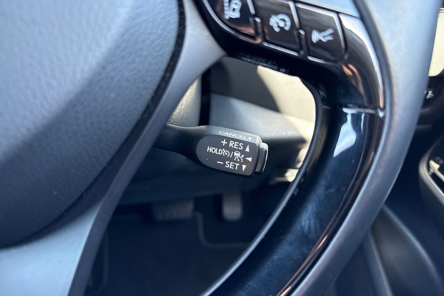 Used Toyota C-HR 2018 for sale - 77929024: Photo 41