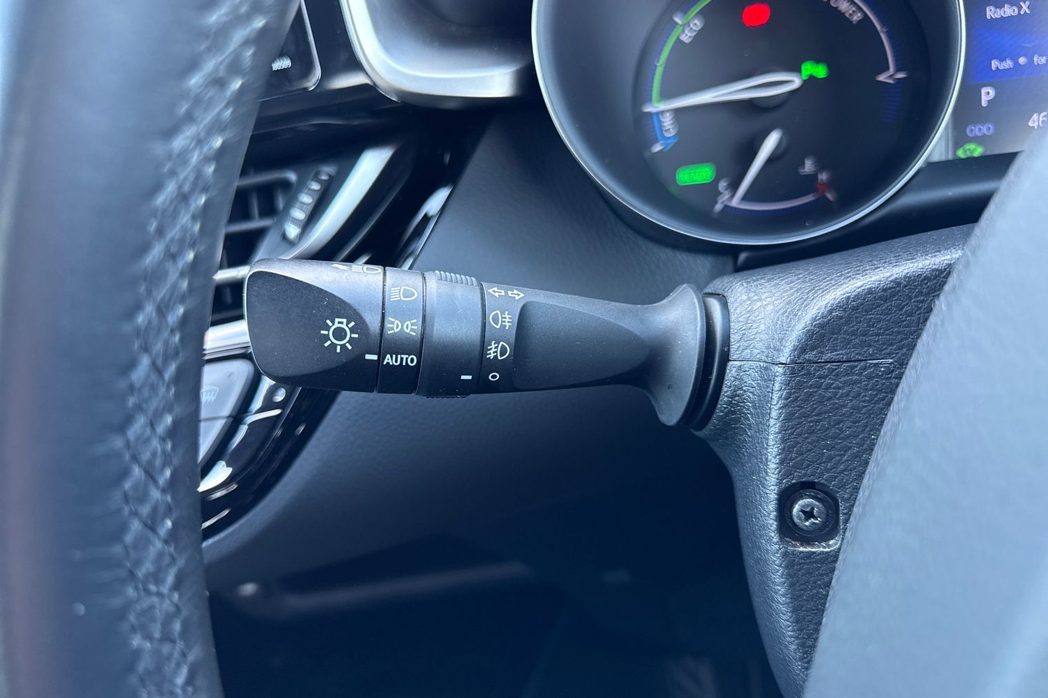 Used Toyota C-HR 2018 for sale - 77929024: Photo 42