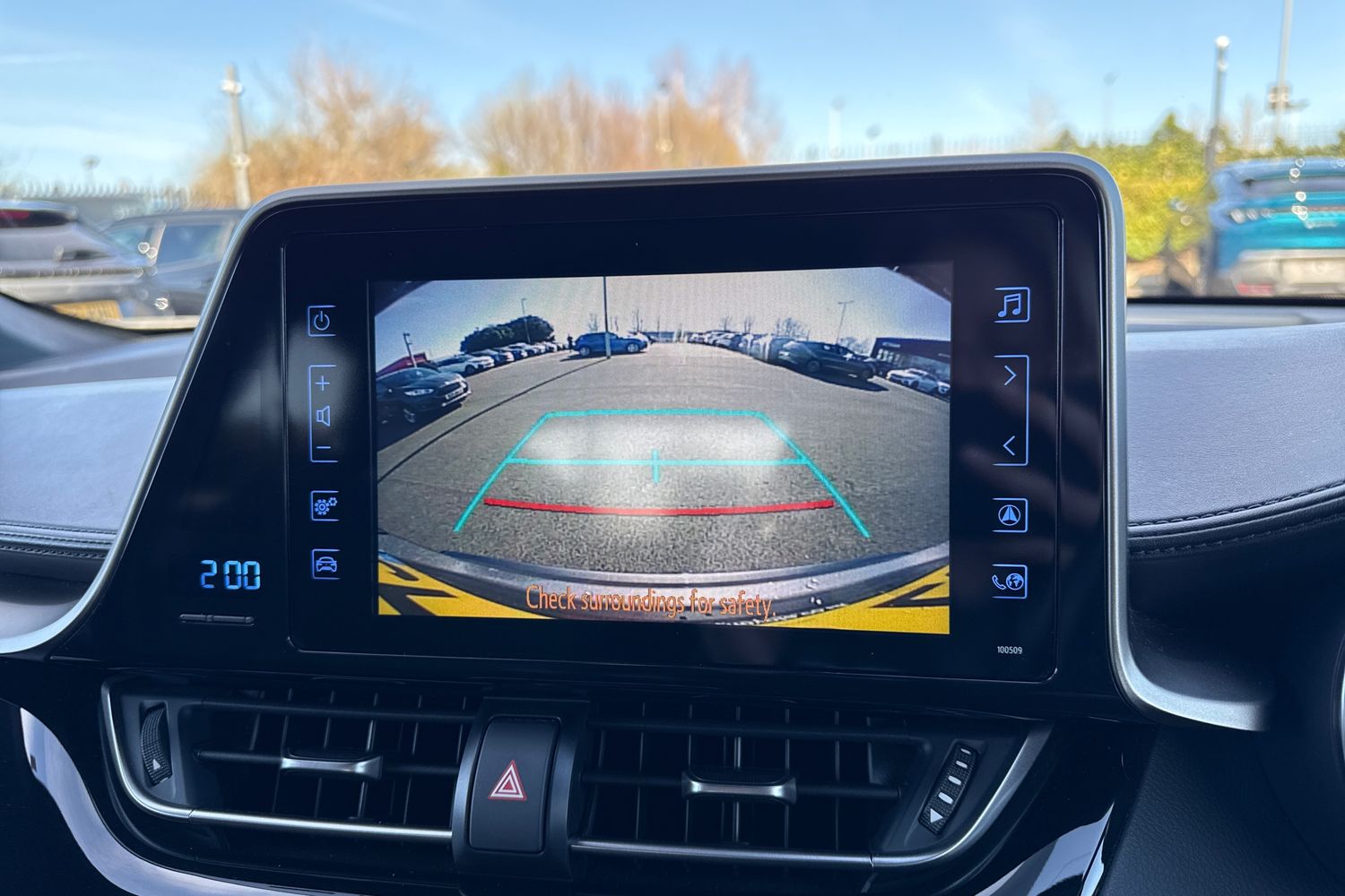 Used Toyota C-HR 2018 for sale - 77929024: Photo 55