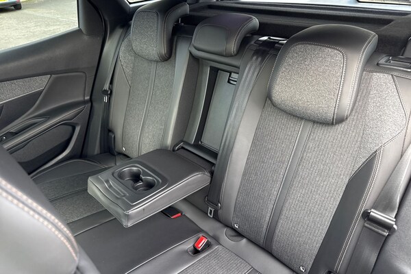Used Peugeot 3008 2018 for sale - 76334395: Photo 19