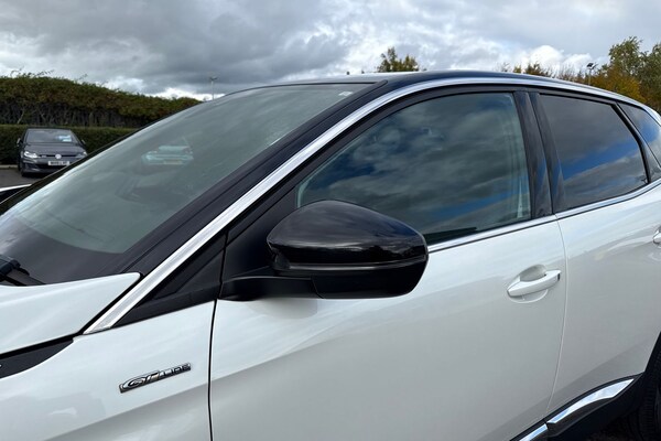 Used Peugeot 3008 2018 for sale - 76334395: Photo 30