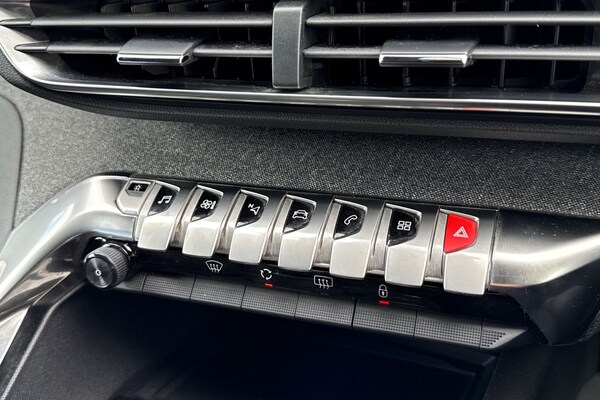 Used Peugeot 3008 2018 for sale - 76334395: Photo 56