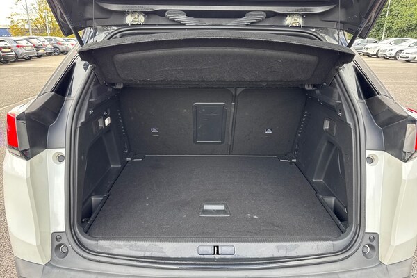 Used Peugeot 3008 2018 for sale - 76334395: Photo 7