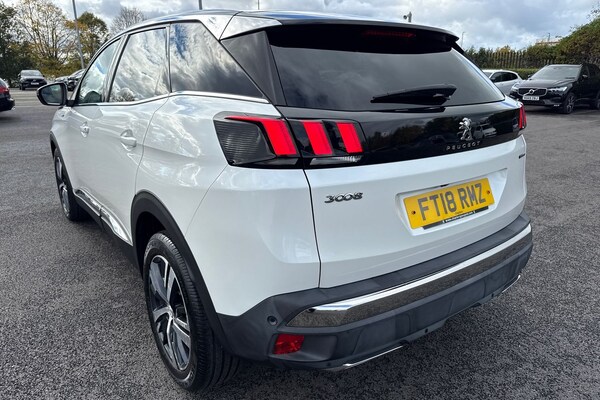 Used Peugeot 3008 2018 for sale - 76334395: Photo 8