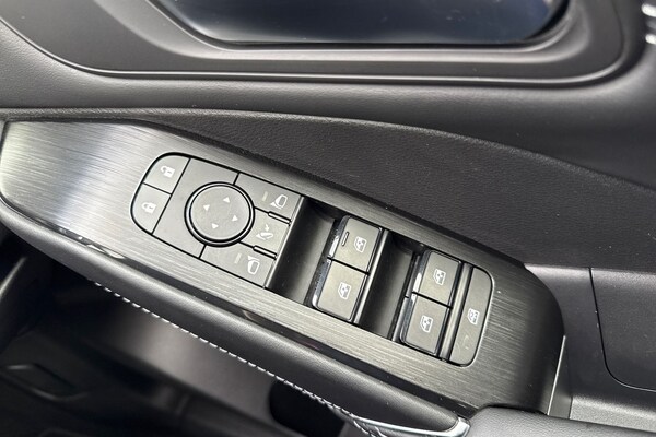 Used Nissan Qashqai 2022 for sale - 76102158: Photo 38