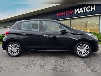 Used Peugeot 208 2019 for sale - 76133632: Photo