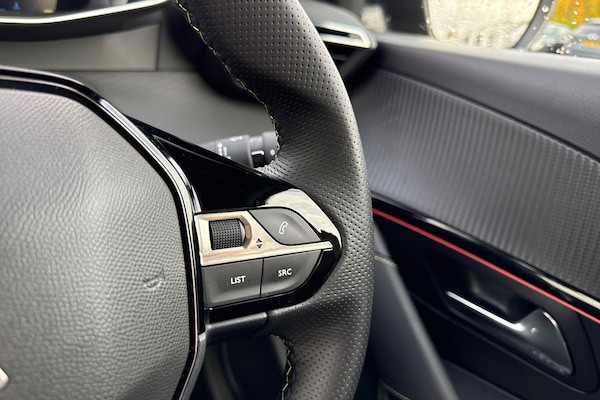Used Peugeot 208 2022 for sale - 76320390: Photo 39