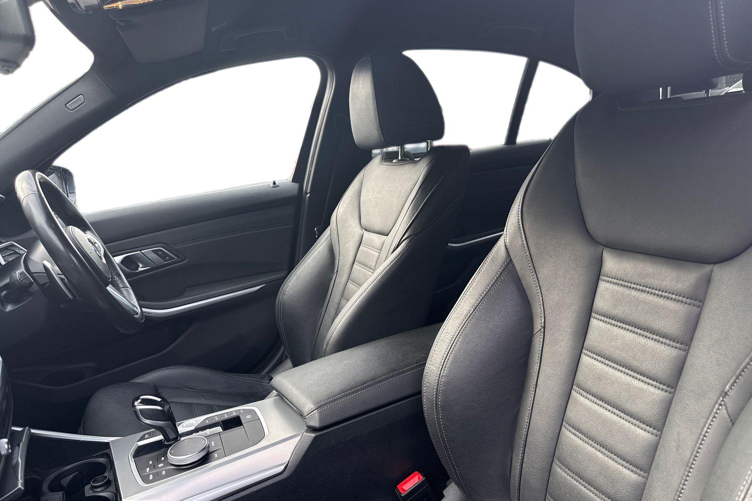 Used BMW 3 Series 2020 for sale - 76351925: Photo 11