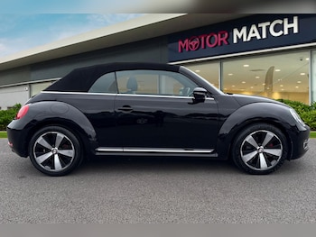 Used Volkswagen Beetle 2016 for sale - 75626384: Photo