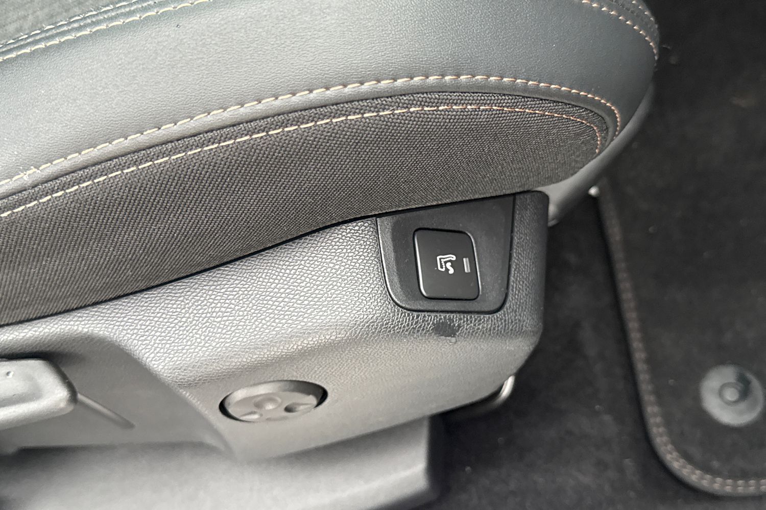 Used Peugeot 3008 2019 for sale - 77527392: Photo 38