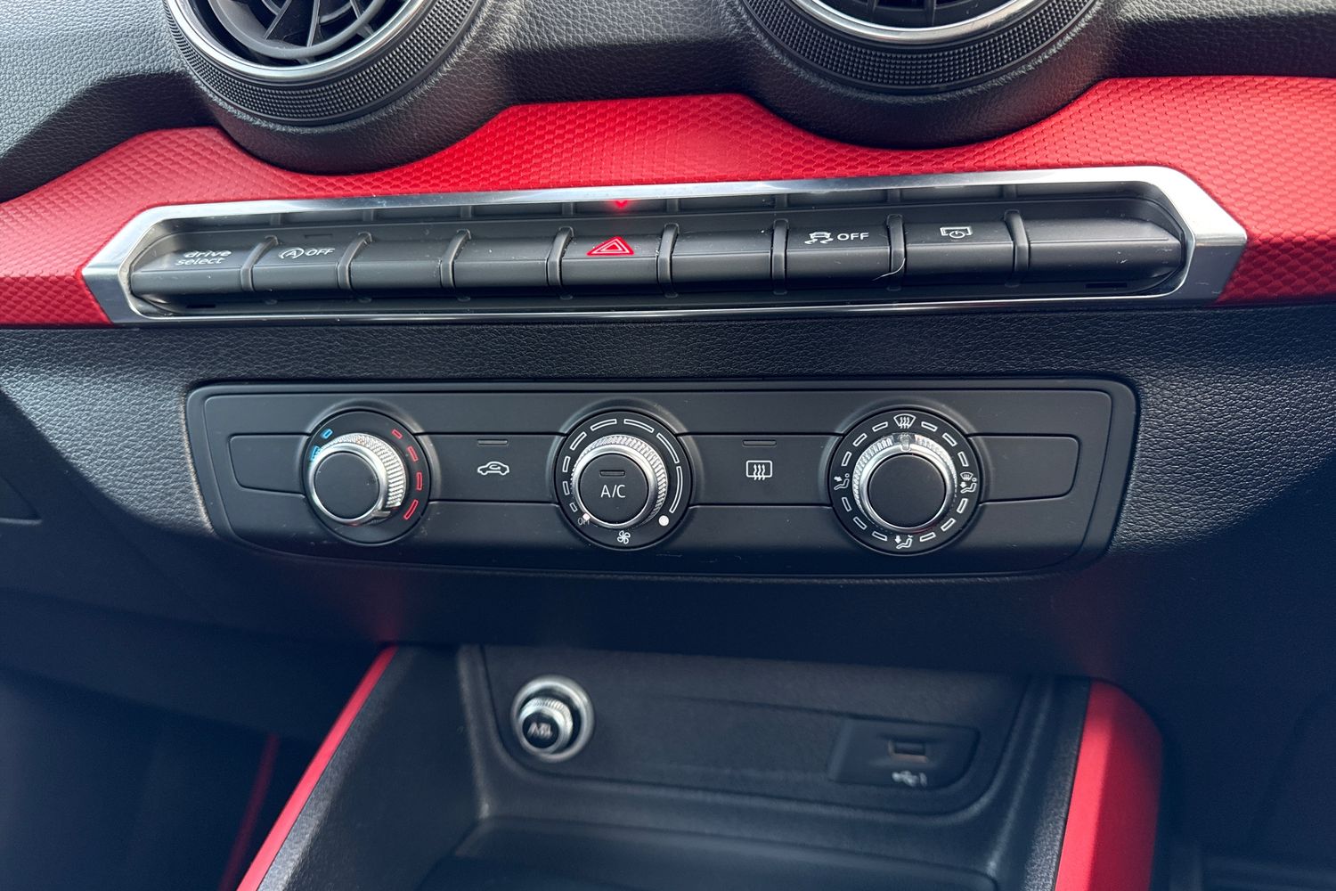 Used Audi Q2 2018 for sale - 77500863: Photo 22