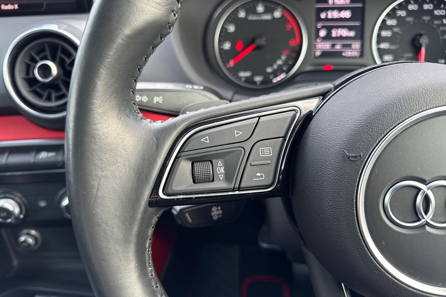 Used Audi Q2 2018 for sale - 77500863: Photo 39