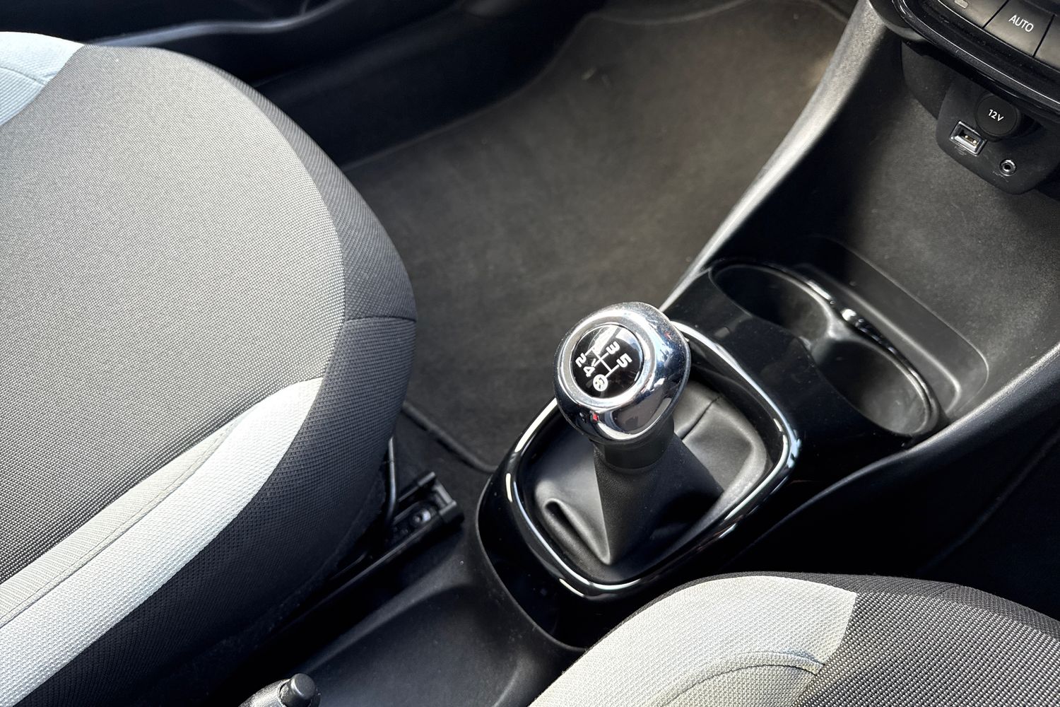 Used Toyota AYGO 2017 for sale - 77943701: Photo 20