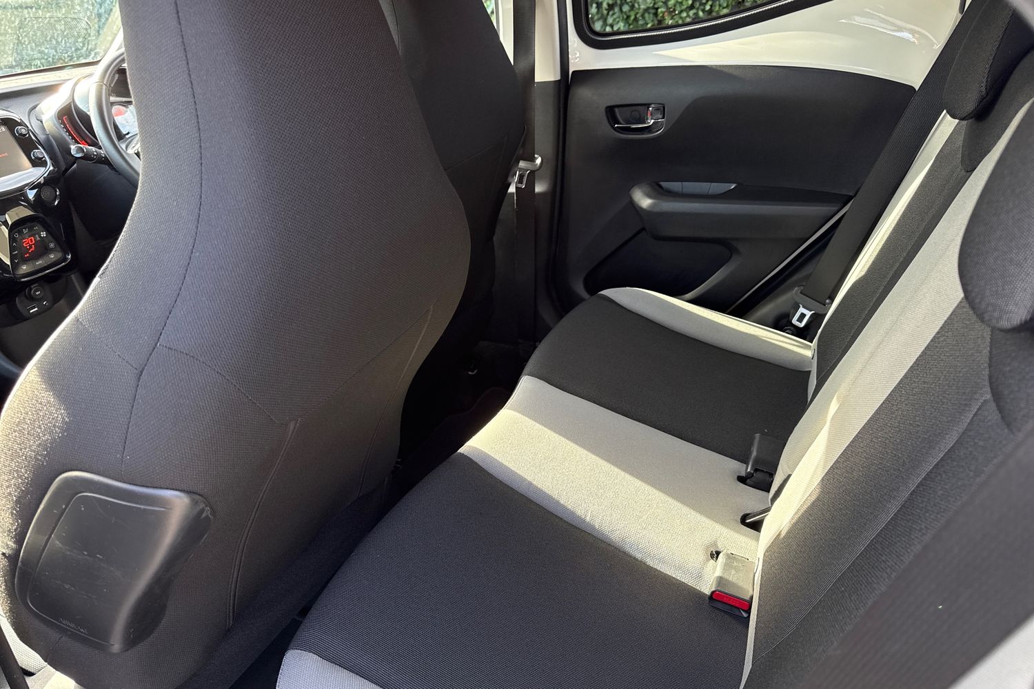 Used Toyota AYGO 2017 for sale - 77943701: Photo 31