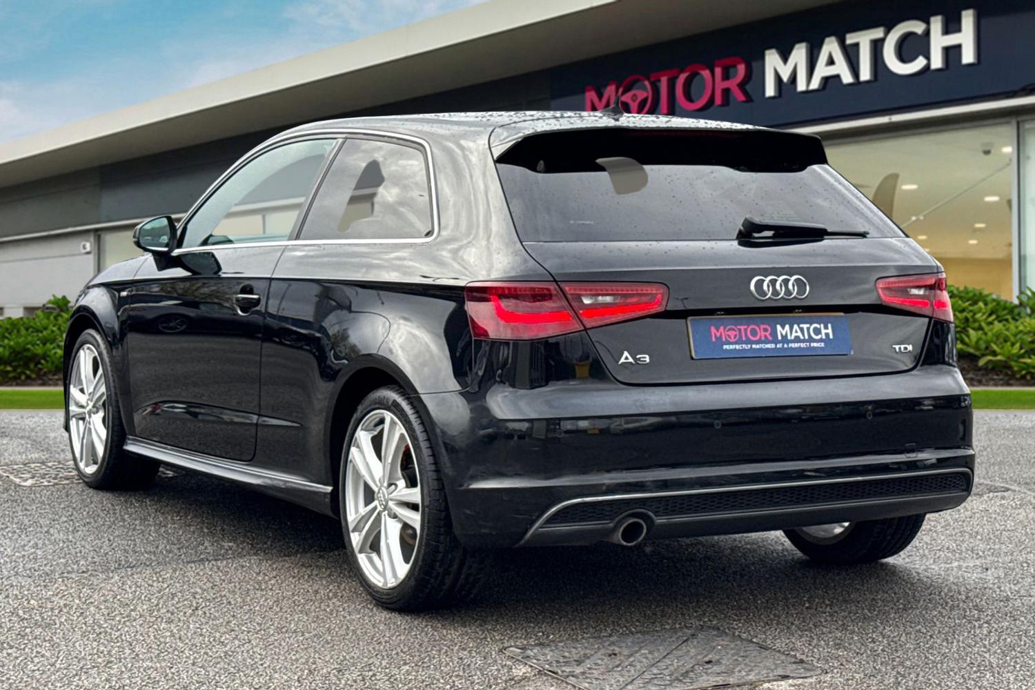 Used Audi A3 2016 for sale - 76364786: Photo 2