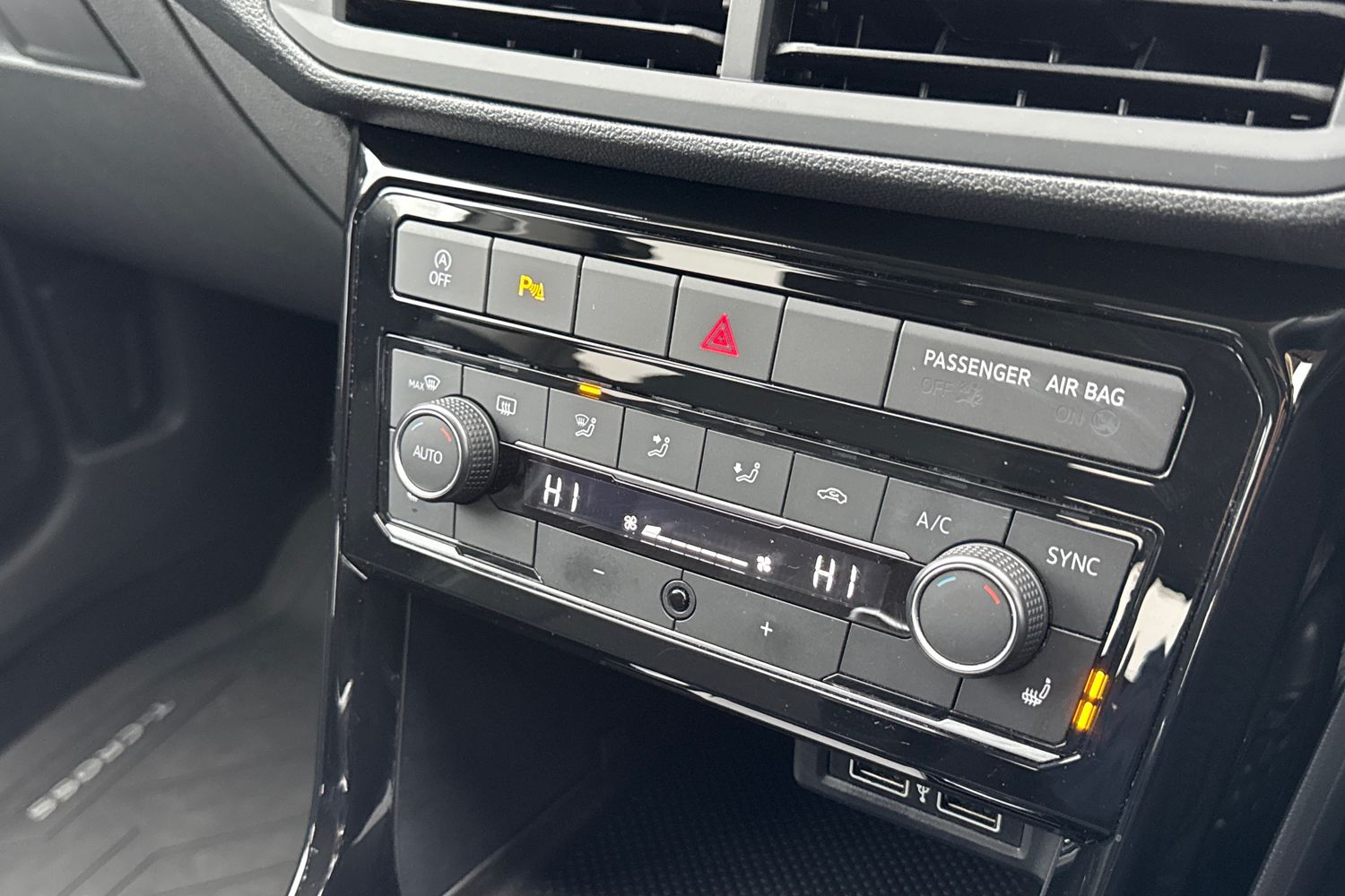 Used Volkswagen T-Cross 2019 for sale - 76286626: Photo 22