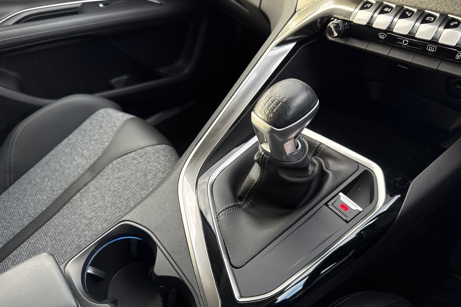 Used Peugeot 3008 2020 for sale - 76876047: Photo 23